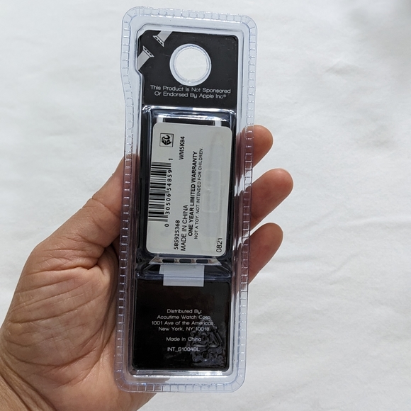 38MM & 40MM New Floral Print Apple Watch Band, Sport Silicone Strap, NEW, iWatch - Picture 2 of 2